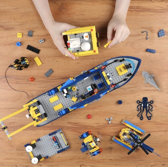 Exercise N Play City Ocean Exploration Ship Building Kit, Deep Sea Explorer Boat - Picture 3 of 7